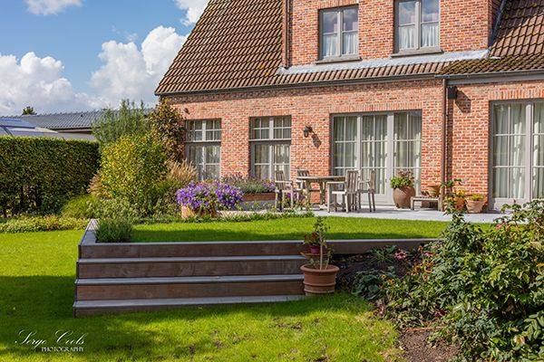 Landelijke tuin met palissade